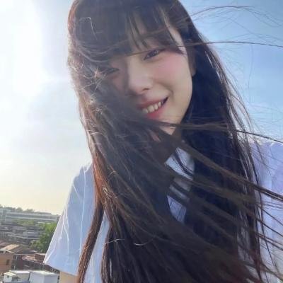 采蘑菇的夫妻